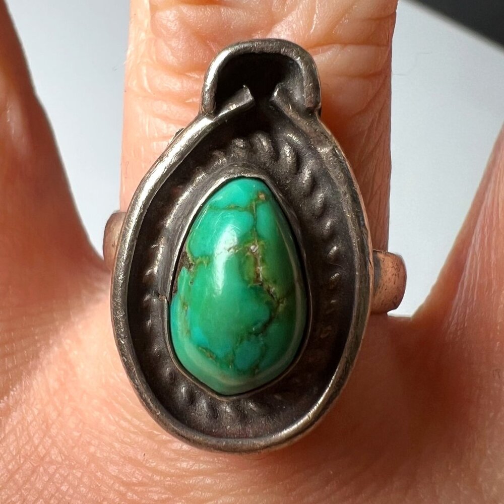 Green Turquoise Sterling Silver 925 Ring, Pear Shape with Rope Design, Size 9.75